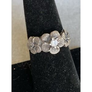 Signed Marked PERU 925 Sterling Silver Floral Ring Size 6.75  Vintage Estate
